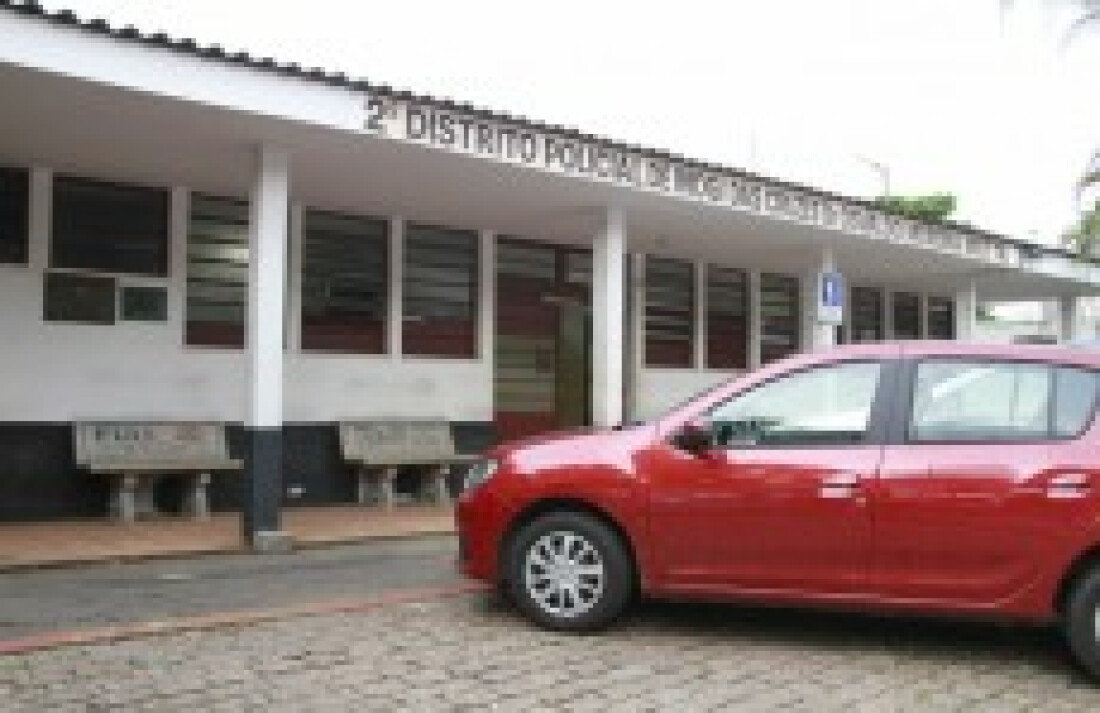 Desempregado é preso acusado de bater na mãe