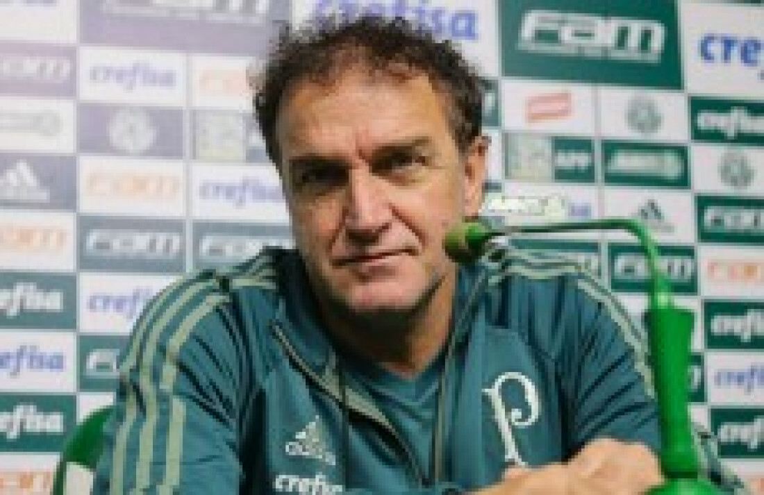 Cuca diz que já passou por turbulências piores