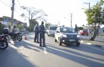 BAtalhão de Itaquá FAZ OPERAÇÃO Cavalo de Aço: