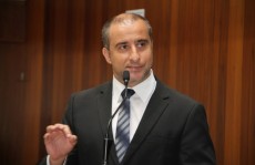 Prefeitura estuda 'Consultório de Rua'