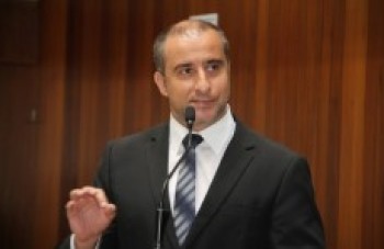 Prefeitura estuda 'Consultório de Rua'