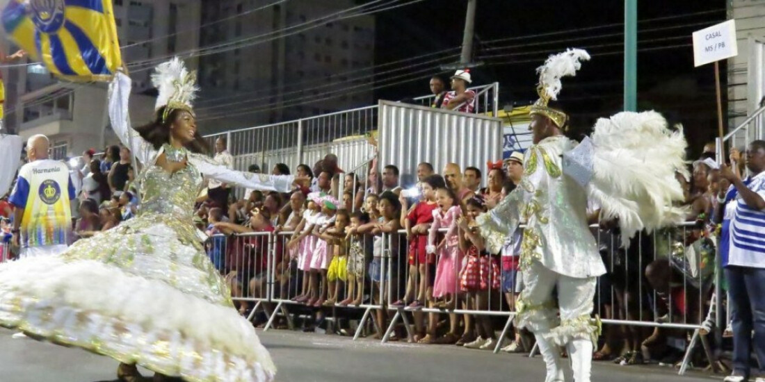 Desfiles da Série Prata no Rio mudam de endereço e agora têm camarotes