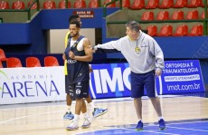 Mogi/Helbor e Paulistano se enfrentam no Hugão