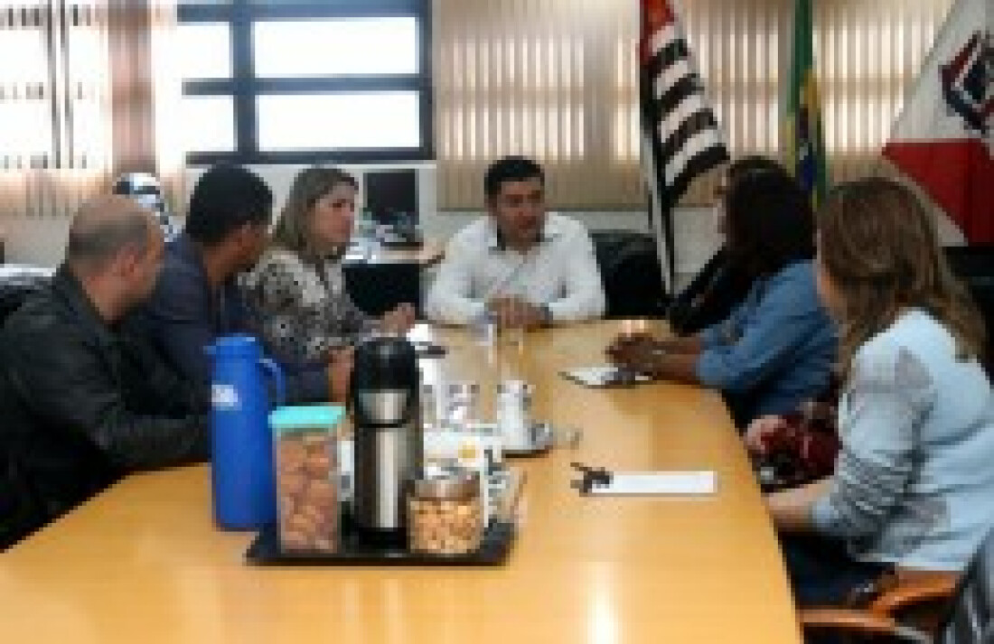 Vereadora quer sede para associação