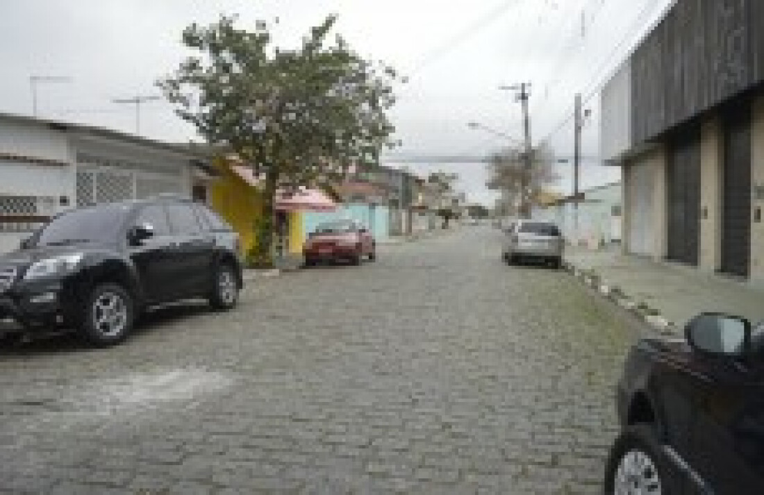 Moradores de Suzano se unem para evitar furtos e assaltos