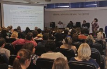 Educação cumpre 349 ordens judiciais por vagas