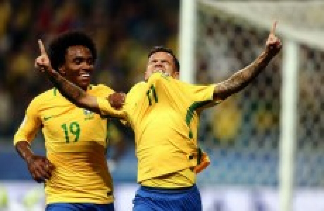 Brasil bate Equador e garante 1º lugar nas Eliminatórias