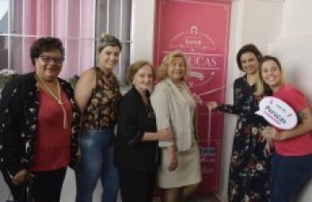 Secretaria da Mulher e ONG inauguram Banco de Perucas