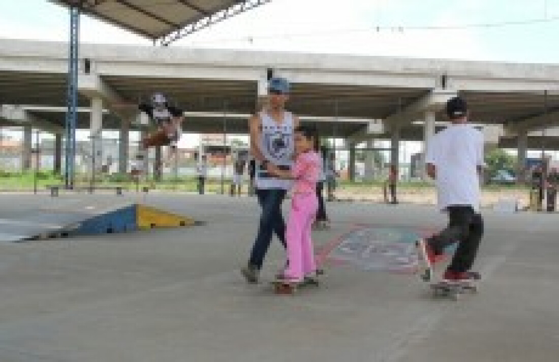 Social Skate quer manter área onde atende crianças em Poá