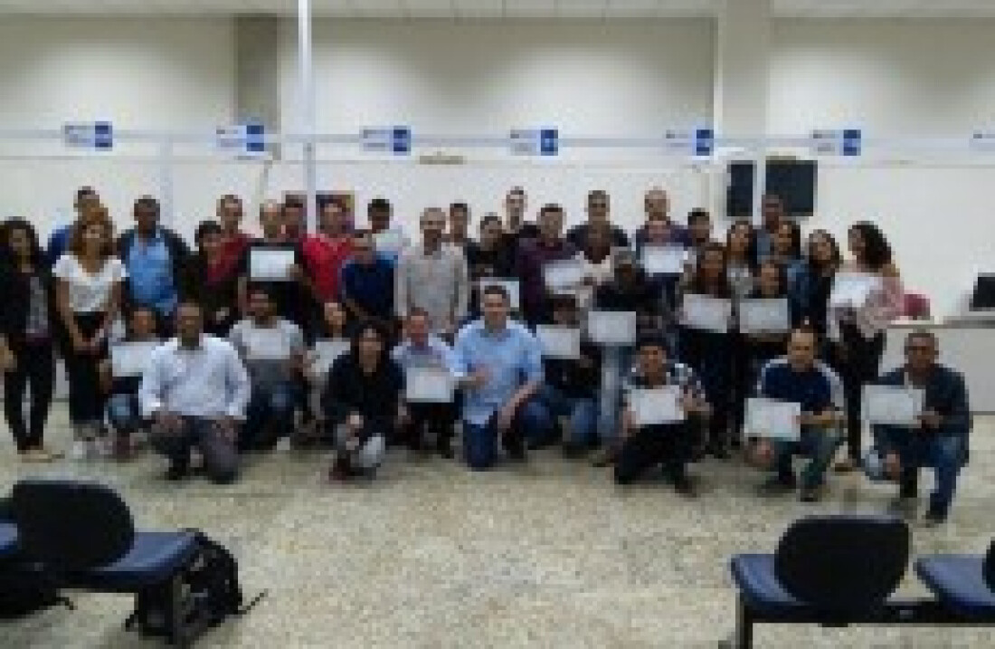 Prefeitura forma 60 alunos no curso de Papel e Celulose: