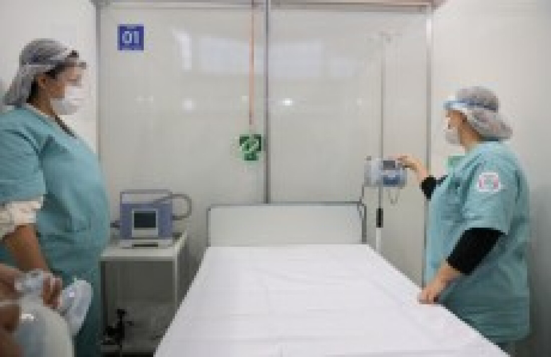 Hospital de campanha já abrigacinco pacientes de Covid-19