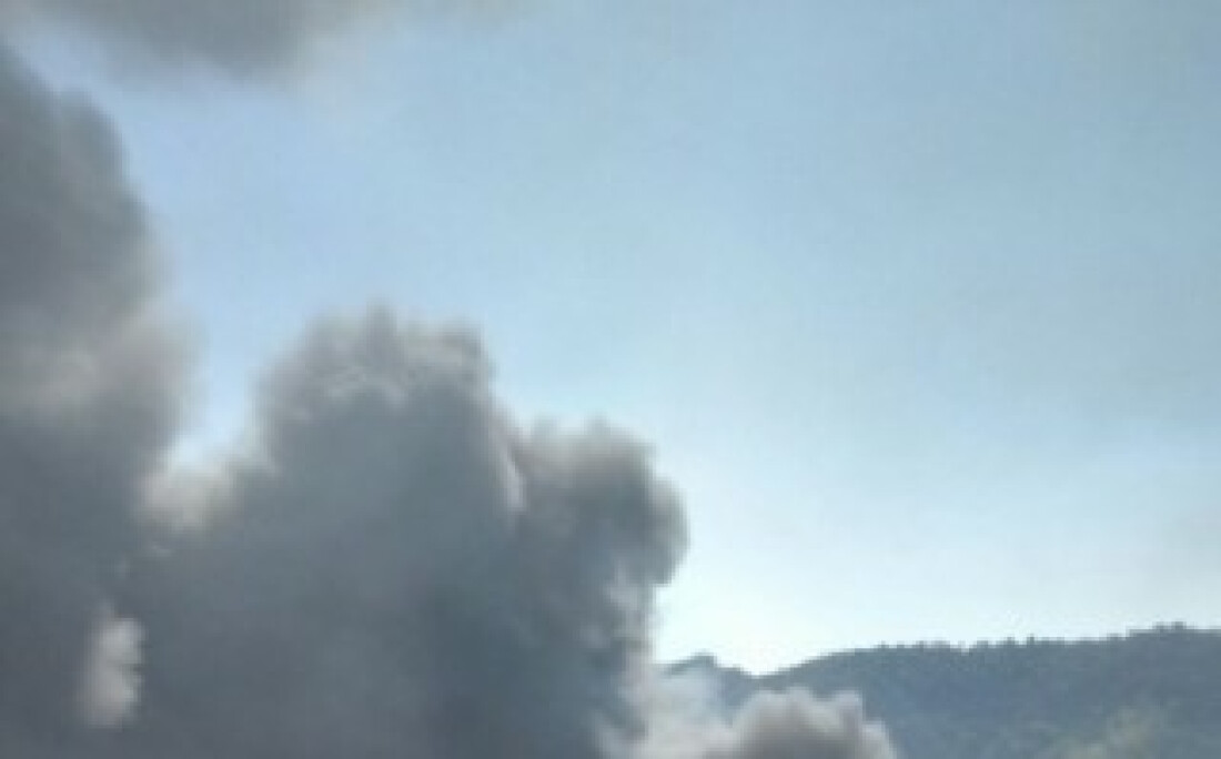 Galpão pega fogo em ItaquAQUECETUBA