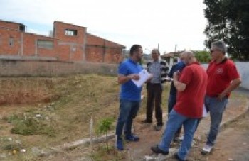 Vila Correa deve ganhar quadra para a prática de bocha e malha
