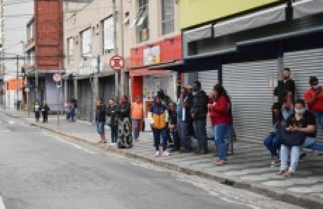 Câmara recebe projeto que obriga uso de máscara na rua