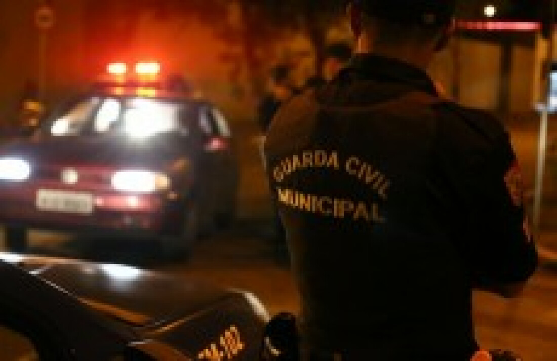 Operação da GCM interdita seis comércios irregulares