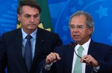 Paulo Guedes vira alvo e pode ser a 'bola da vez'