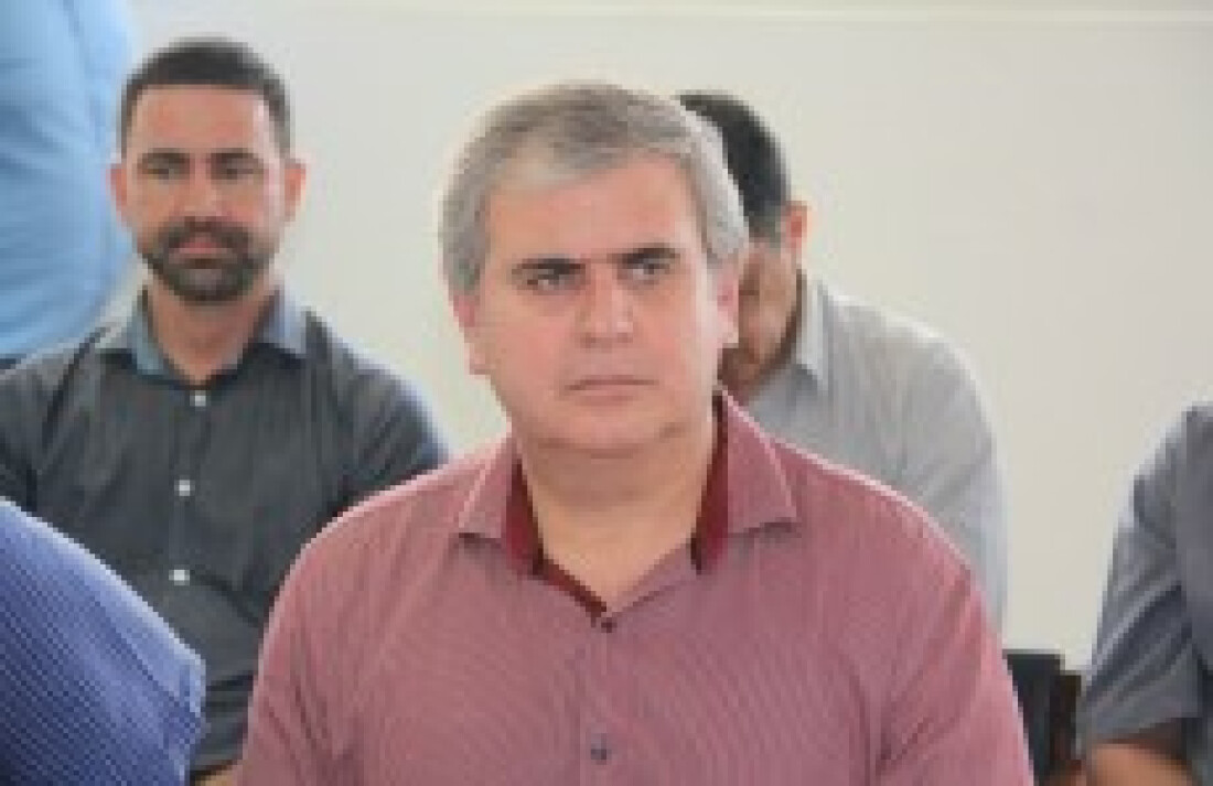 Marcos Regueiro é nomeado para acumular Secretaria de Gabinete