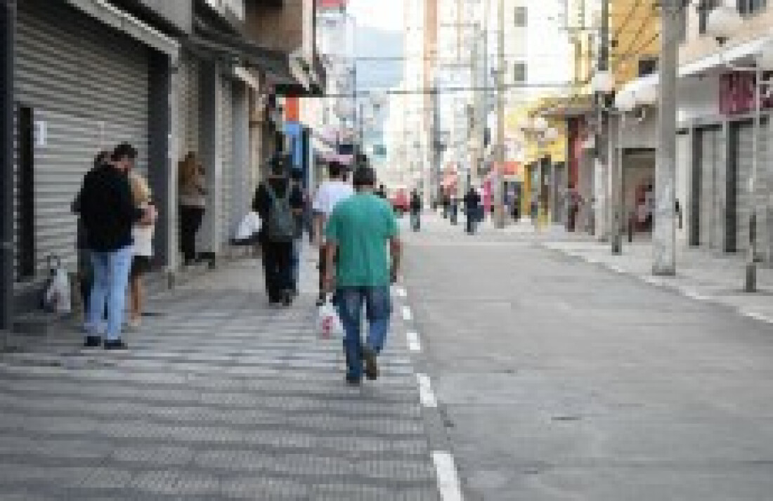 Poá é o município que mais cumpre o isolamento social