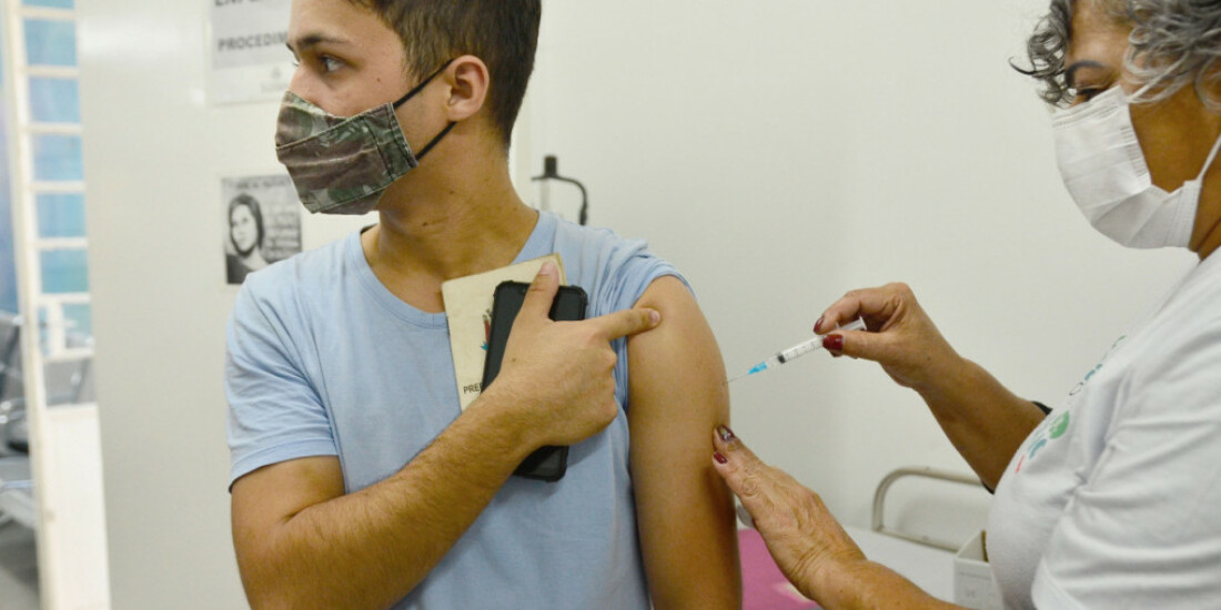 Saúde reforça importância da vacina de febre amarela antes do carnaval