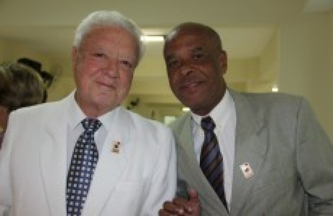 festiva no Lions Clube