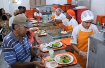 Em uma semana, Bom Prato serve mais de 3 mil refeições