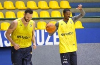 Mogi/Helbor e Pinheiros encerram primeira fase