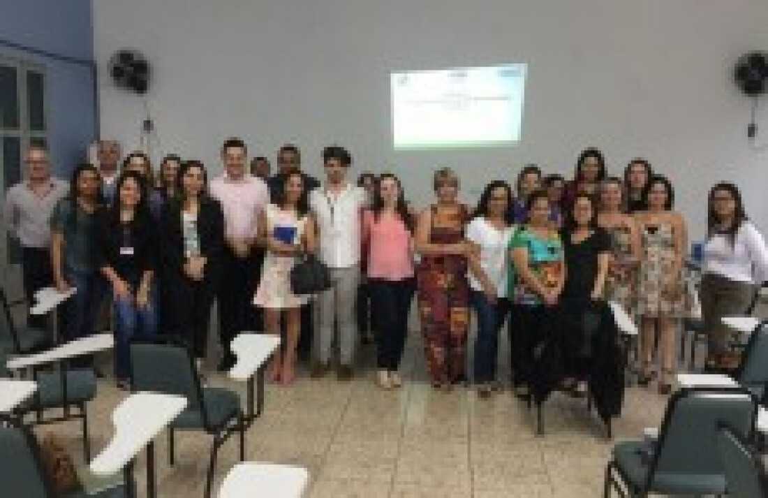 Formação com educadores de Arujá