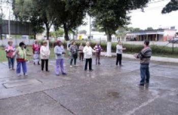 Suzano faz atividades do Dia do Idoso