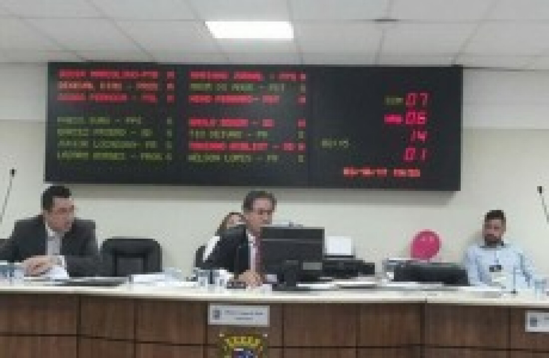 Câmara de Poá aprova reajuste para taxas de luz, lixo e IPTU