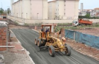 Obras de pavimentação avançam em Jundiapeba
