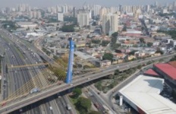 Avanço da Covid-19 na região é comparado com o de Guarulhos