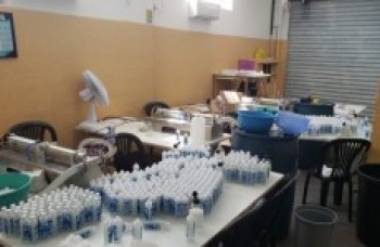 Fábrica de álcool em gel tinha crianças trabalhando