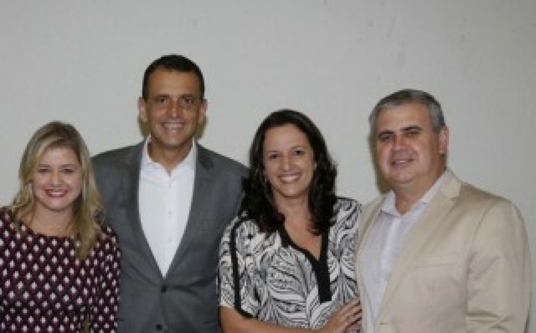 Jantar beneficente