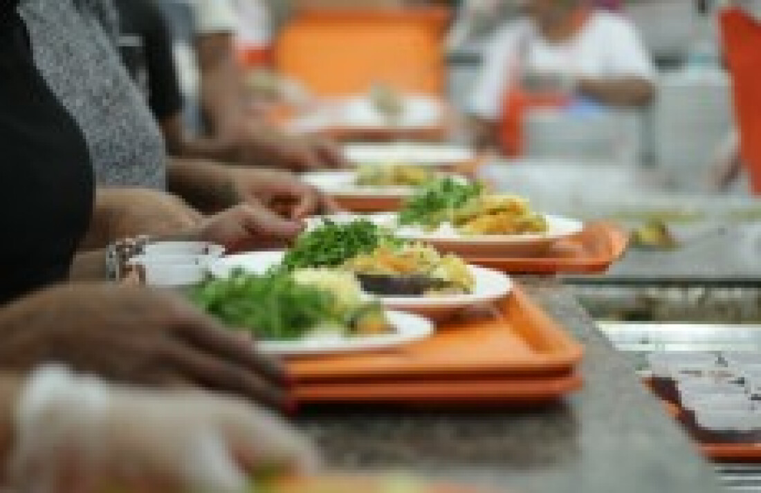 Bom Prato já oferece jantar e refeições aos fins de semana