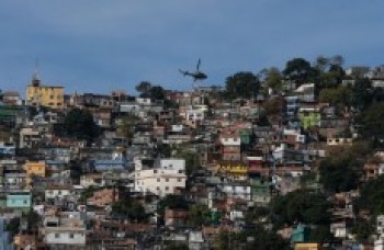 Duas pessoas morrem em tiroteio na Rocinha