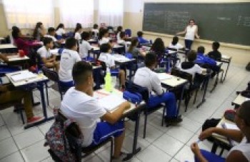 Ensino Médio volta a ser debatido em âmbito nacional