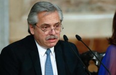 Argentina aumenta o confinamento no país