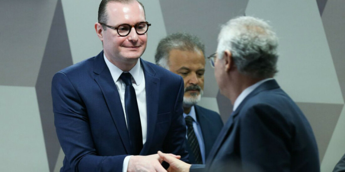 CCJ do Senado aprova indicação de Cristiano Zanin para vaga no STF
