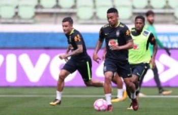 Brasil pretende ficar 'de bem' com sua torcida na despedida