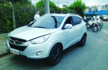 Carro dublê é flagrado por radar 'inteligente'