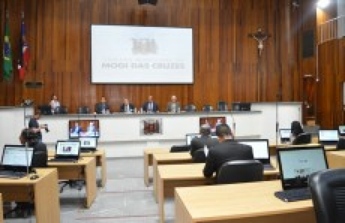 Câmara pressionará o Estado para a reforma das estações