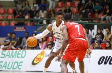 Mogi/Helbor joga pela semifinal