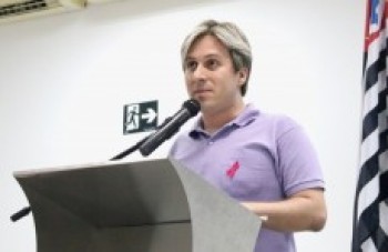 Câmara aprova adiamento da votação do Plano Plurianual