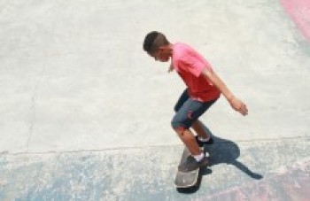 Esportistas aguardam nova pista de skate no Max Feffer