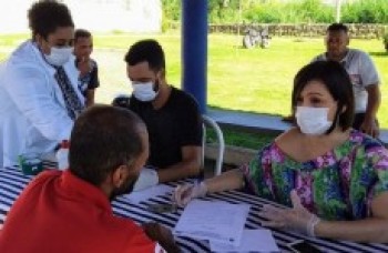 Secretarias fazem ação com pessoas em situação de rua