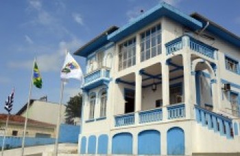 Prefeitura de Poá exonera comissionados devido à crise