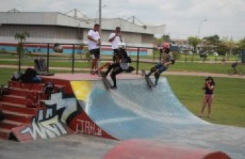 Parques da municipais fecham hoje