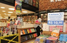 Livraria Leitura tem grandes obras a R$ 10