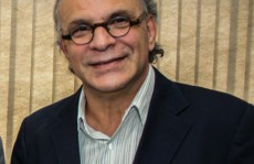 Professor vai lançar livro sobre Guararema