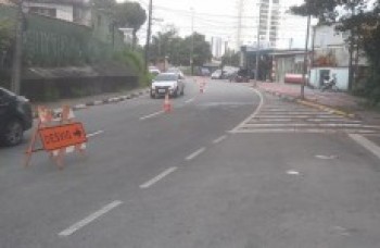 Avenidas Miguel Gemma e Pedro Romero terão faixas reversíveis